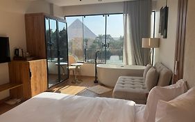 Palacio Pyramids Hotel
